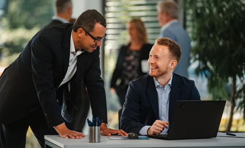 Stellenausschreibung - Werkstudent als Industrie- und Marktanalyst